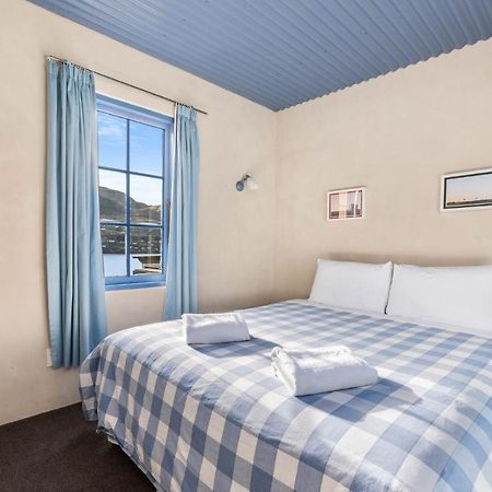 Sunny Lakeview Villa Κουίνσταουν Εξωτερικό φωτογραφία