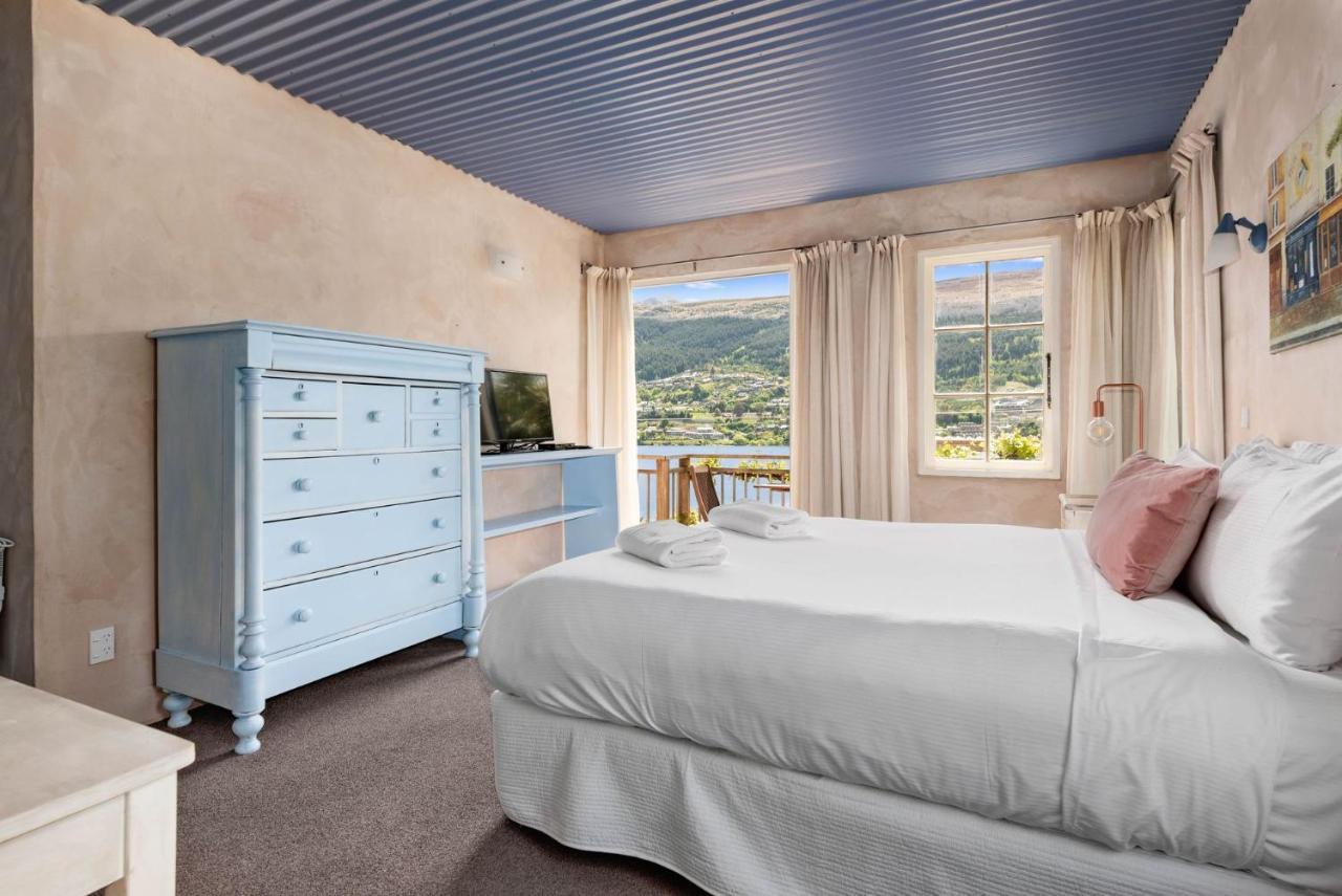Sunny Lakeview Villa Κουίνσταουν Εξωτερικό φωτογραφία