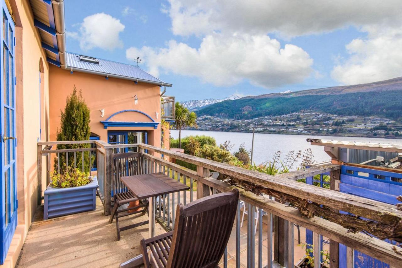 Sunny Lakeview Villa Κουίνσταουν Εξωτερικό φωτογραφία